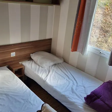 Kamp alanı Mobil-home Pour 5 Pers Avec Terrasse - Api-1-52-372 Salles (Lot-et-Garonne)