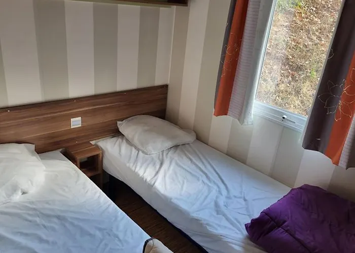 Campingplads Mobil-home Pour 5 Pers Avec Terrasse - Api-1-52-372 Salles (Lot-et-Garonne)